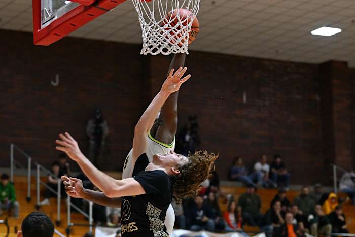 West Linn St. John Bosco boys basketball Oregon Capitol City Classic final Leon Neuschwander 40